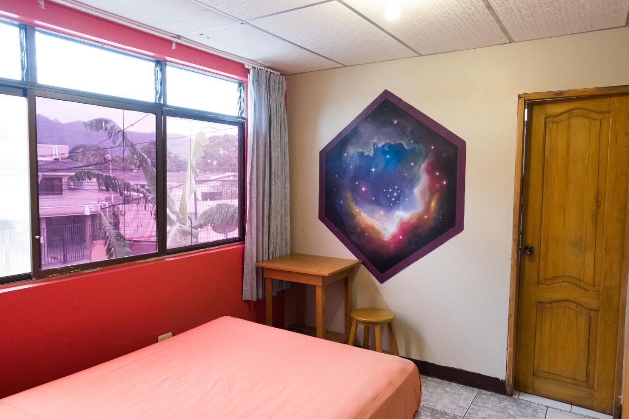 Hostel Nucapacha Guayaquil Exterior photo