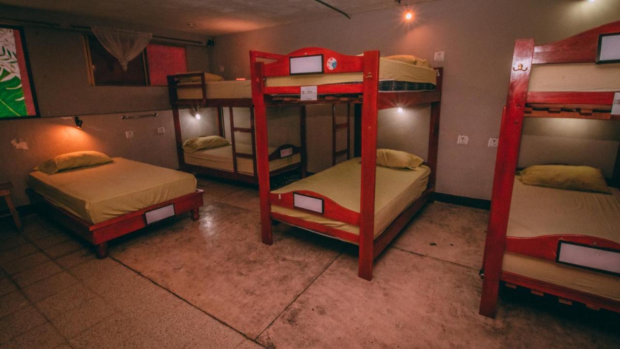 Hostel Nucapacha Guayaquil Exterior photo